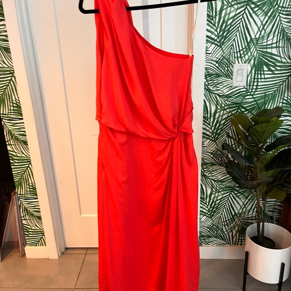 Halston Heritage | One Shoulder Dress - Picture 3 of 9